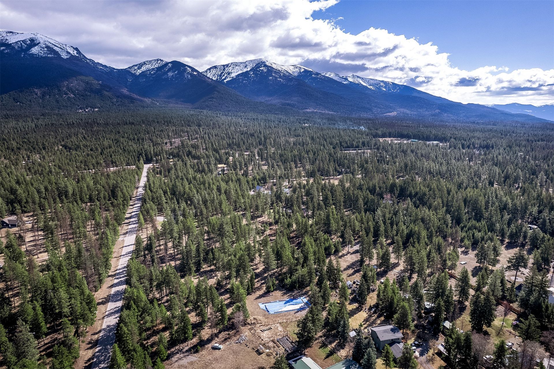 7 Trinkus Lane , Bigfork, MT 59911 Main Photo