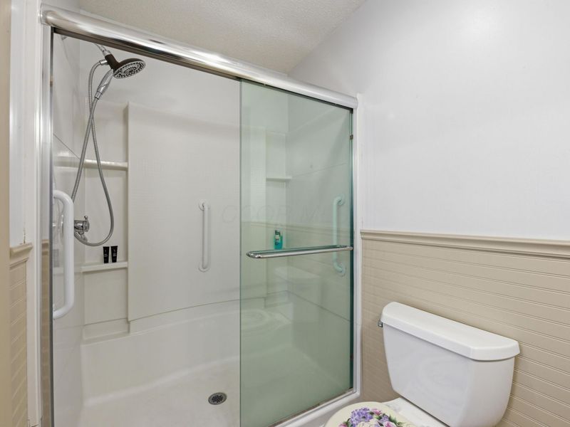 694 Tall Oaks Drive, Newark, OH 43055 Photo 16