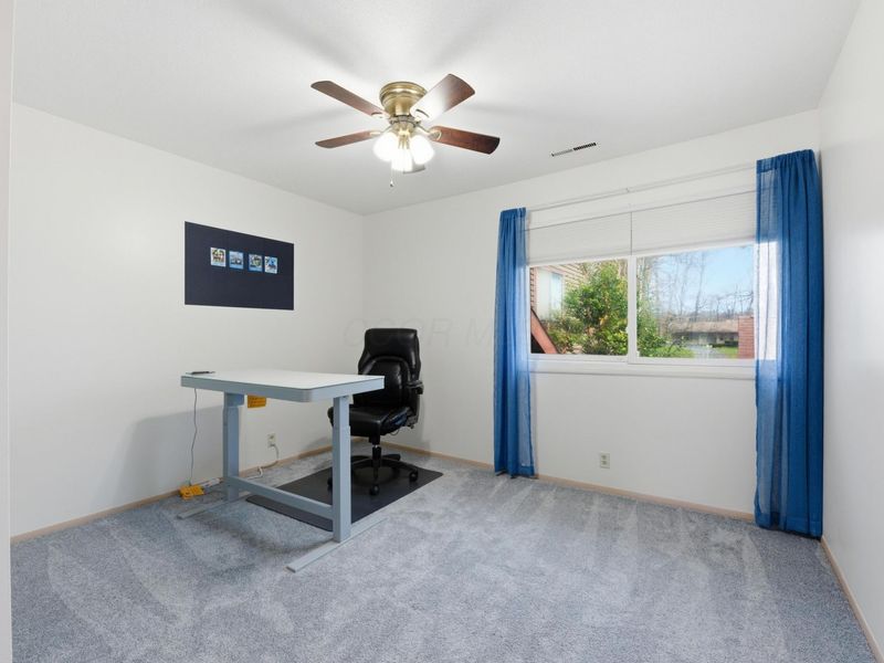 694 Tall Oaks Drive, Newark, OH 43055 Photo 19