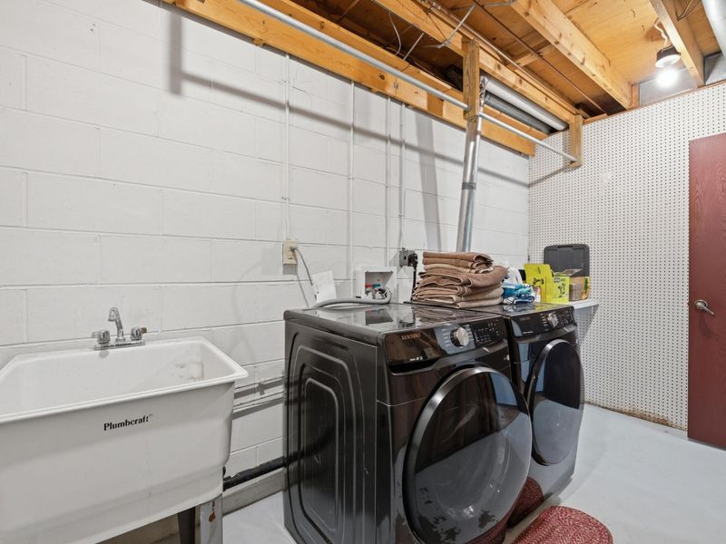 694 Tall Oaks Drive, Newark, OH 43055 Photo 22