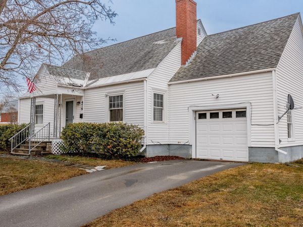 479 Essex Street, Dover-Foxcroft, ME 04426