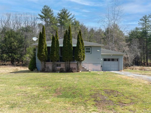 220 County Road 21 , Barryville, NY 12719