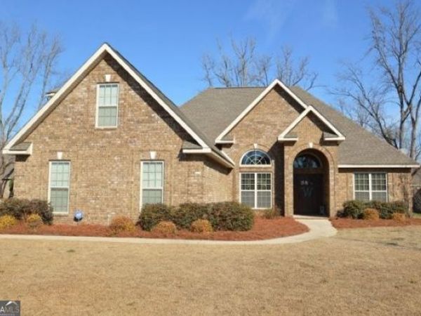 300 Grand Reserve Way, Kathleen, GA 31047