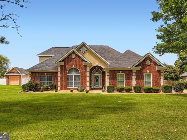 449 Glouchester Drive, Locust Grove, GA 30248