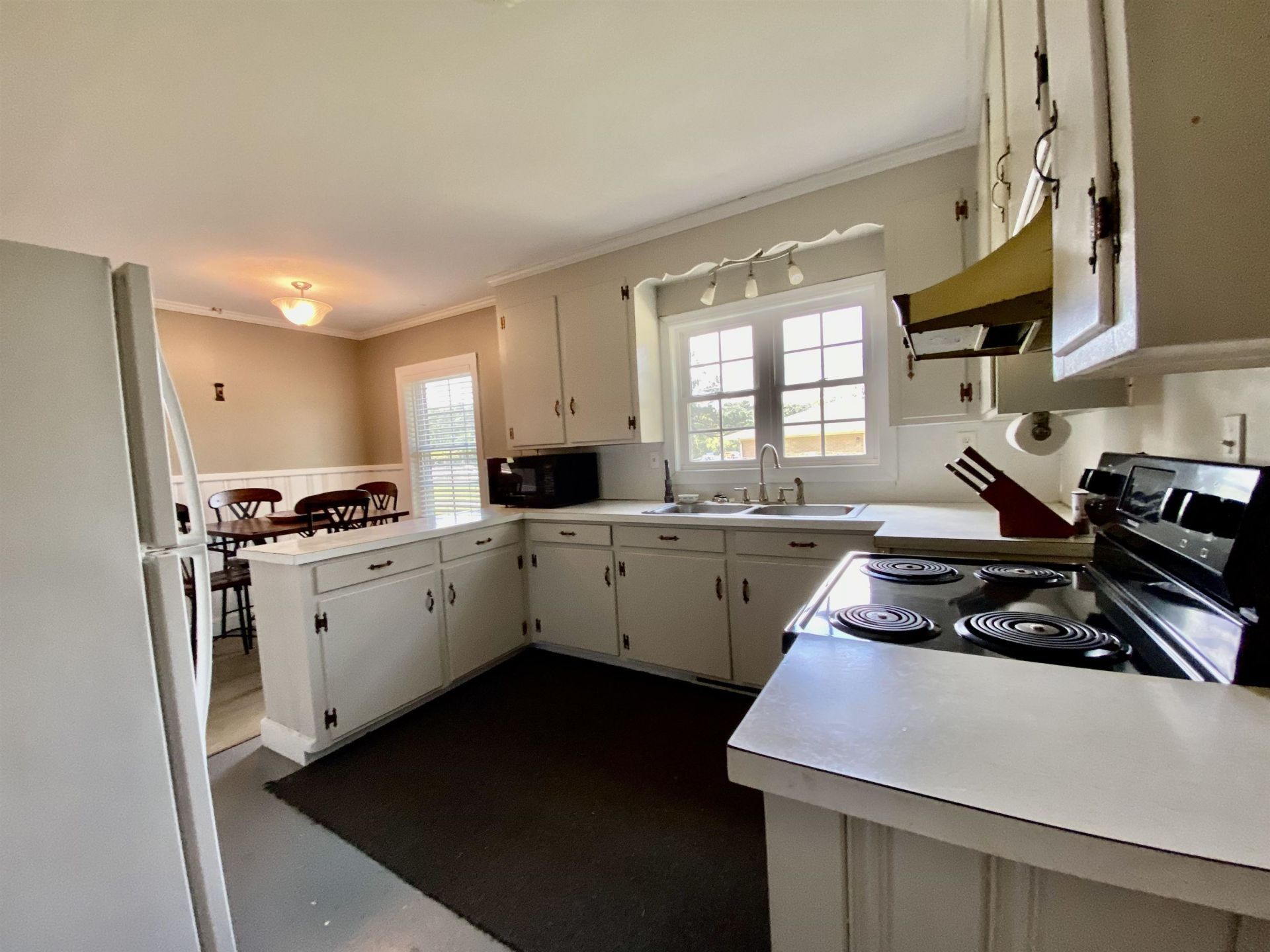 2410 Highway 501  Photo 5