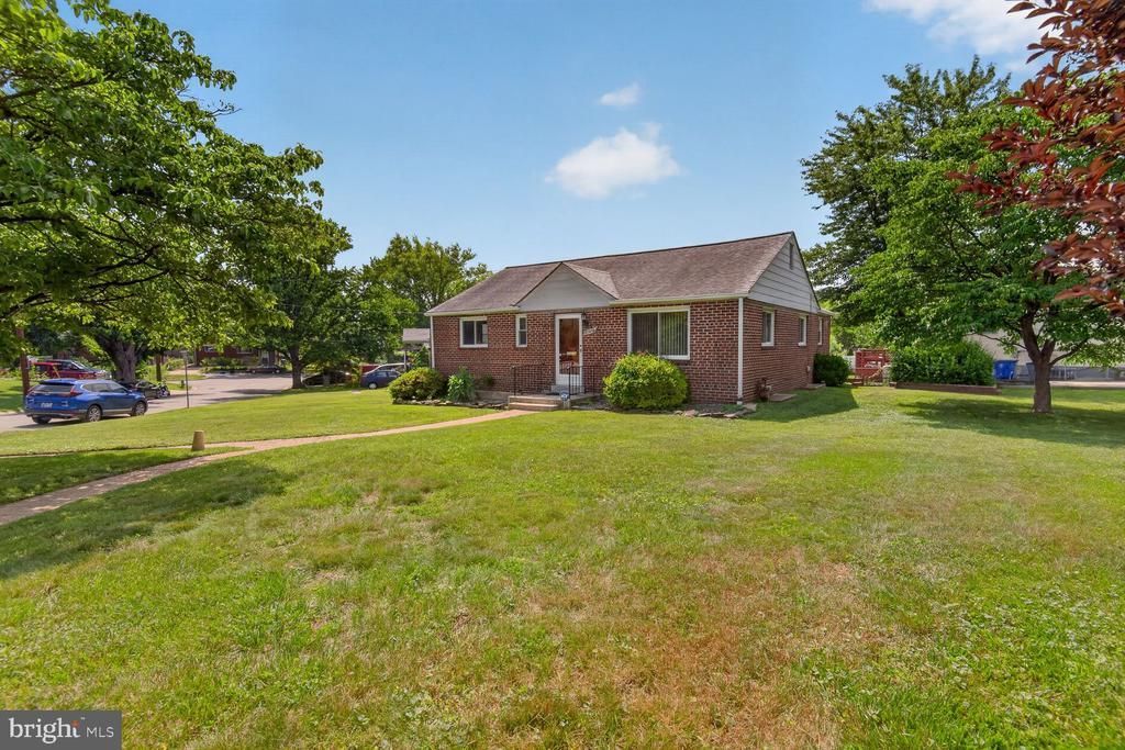 11015 Burnley Terrace, Silver Spring, MD 20902 Main Photo