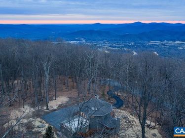 749 FAR KNOB CLIMB, NELLYSFORD, VA 22958