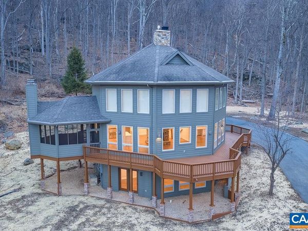 749 FAR KNOB CLIMB, NELLYSFORD, VA 22958