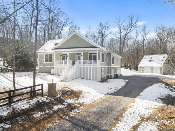 328 MULTNOMAH LANE, HARPERS FERRY, WV 25425