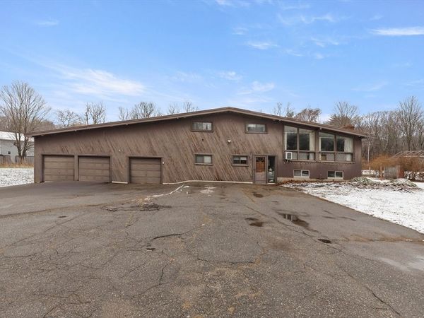 246 East Main Street, Georgetown, MA 02766