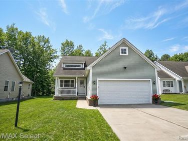 185 Laura Lane, Linden, MI 48451