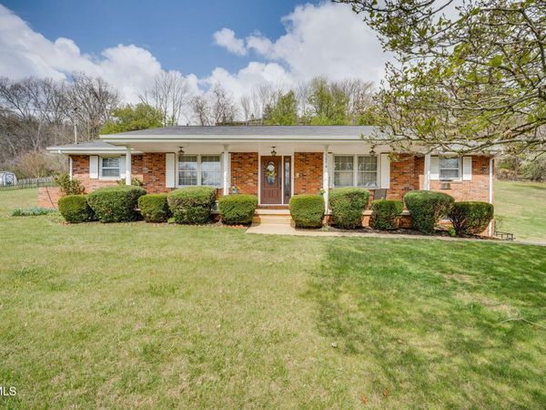 509 Pine Ridge Road, Johnson City, TN 37601