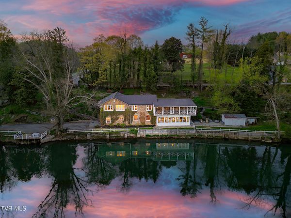 1910 Riverside Road, Bristol, TN 37620