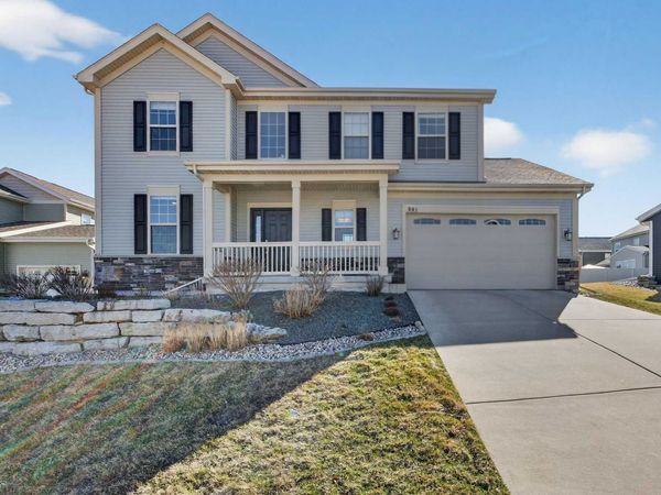 301 Hallmark Way, Sun Prairie, WI 53590