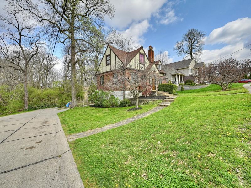 13 Kennedy Road, Fort Wright, KY 41011 Photo 3