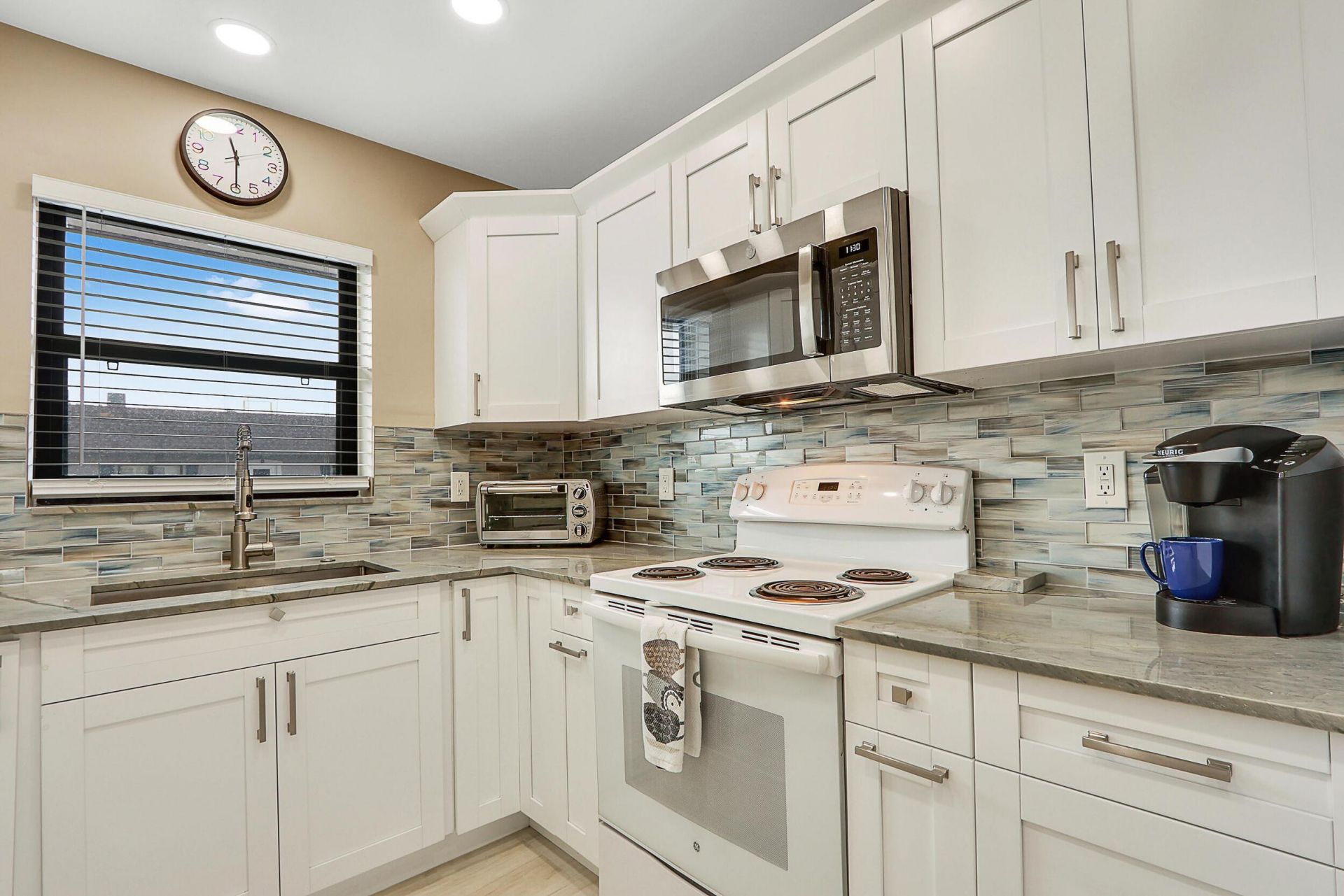 755 Saturn Street, Unit E204, Jupiter, FL 33477 Photo