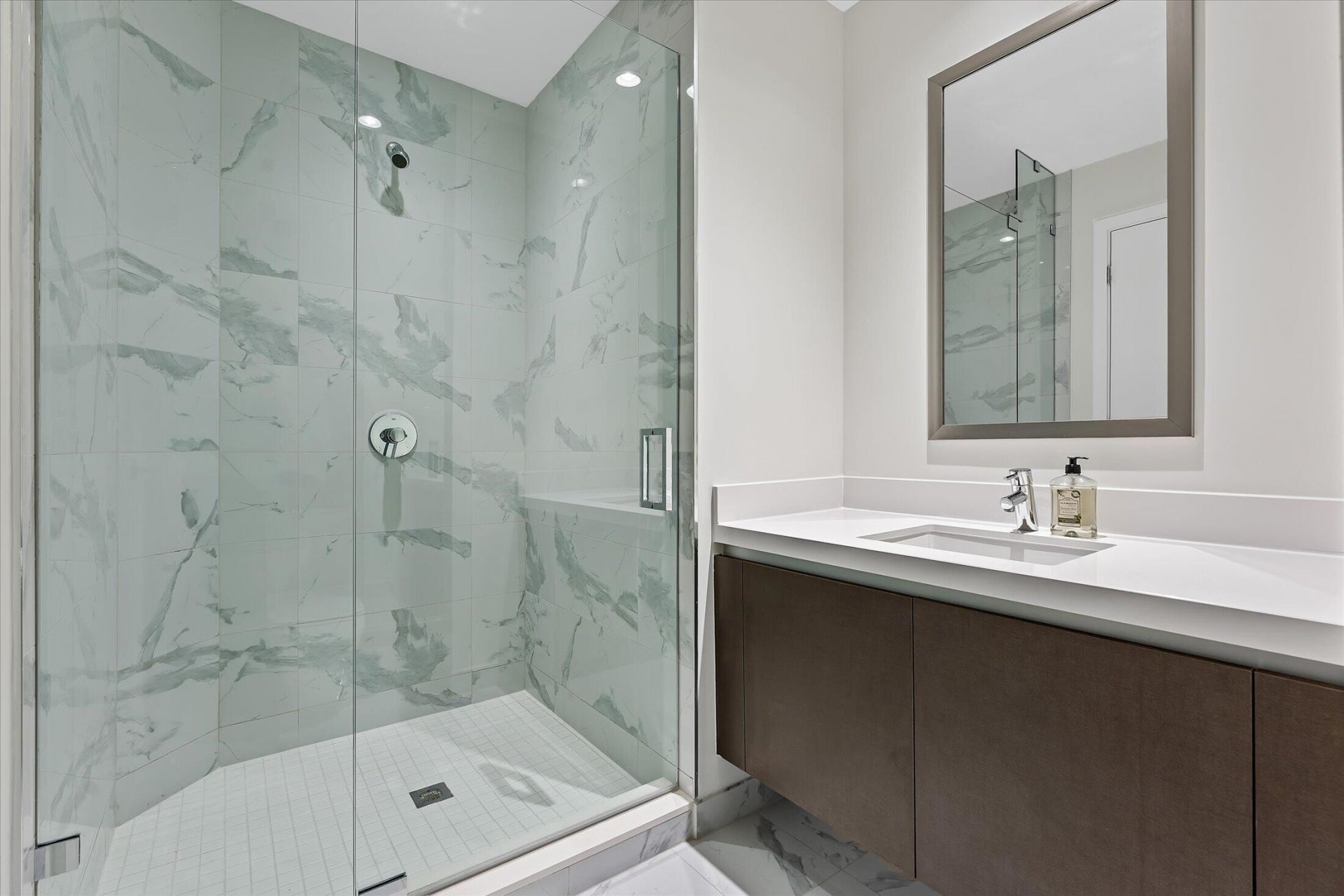 851 NE 1st Avenue, Unit 4100, Miami, FL 33132 Photo