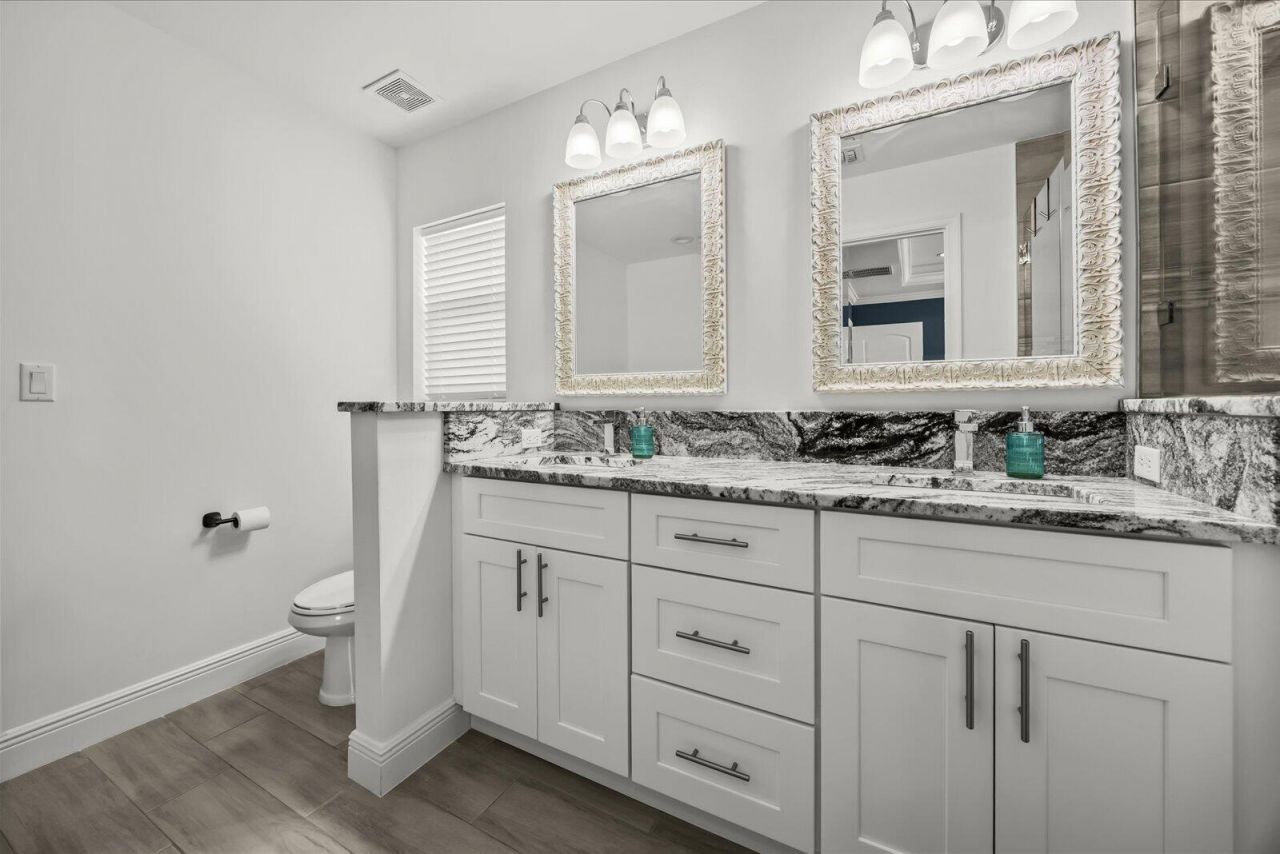 621 SE Prineville Street, Port Saint Lucie, FL 34983 Photo