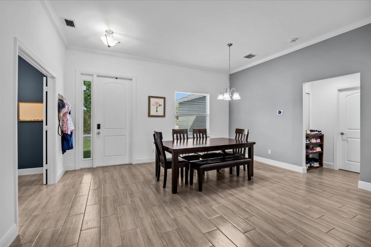 621 SE Prineville Street, Port Saint Lucie, FL 34983 Photo