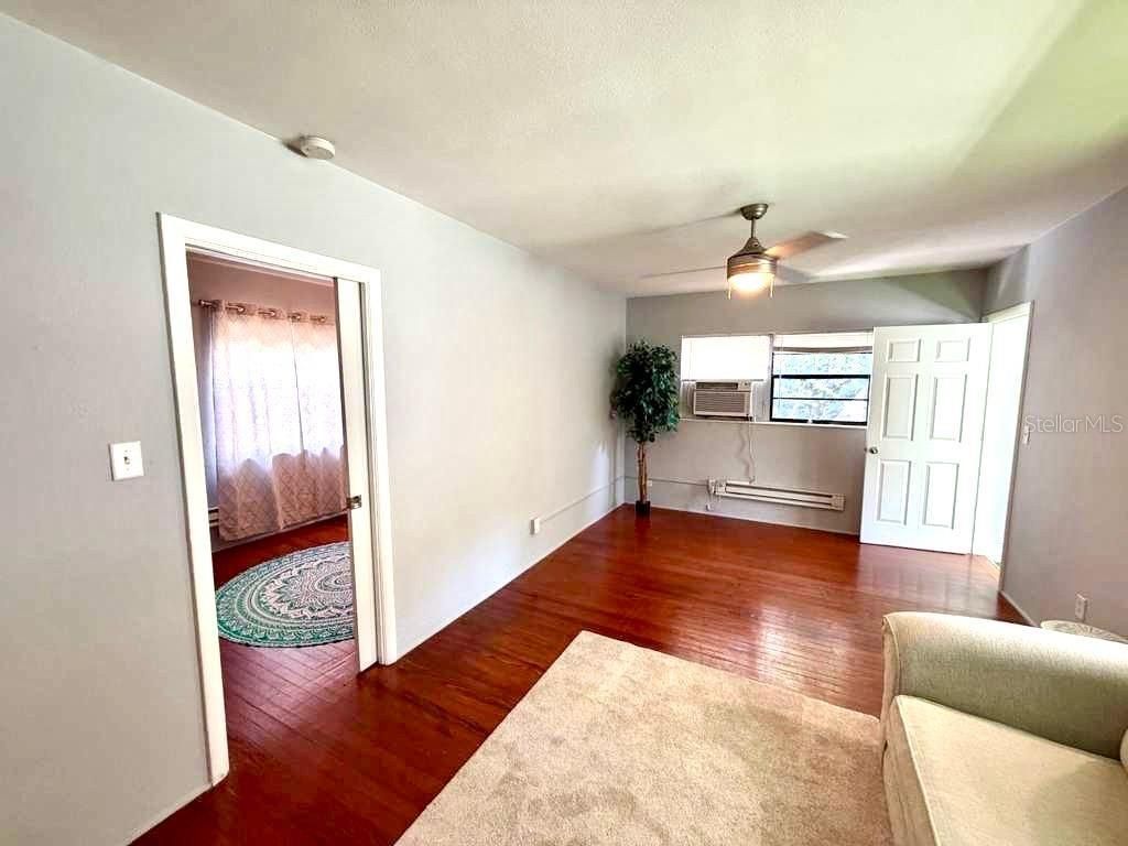 543 13th Avenue S, Unit 1/2, Saint Petersburg, FL 33713 Photo