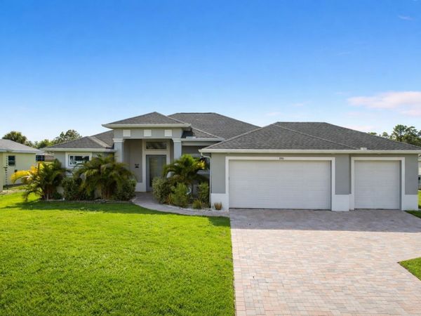 186 FAIRWAY ROAD , ROTONDA WEST, FL 33947