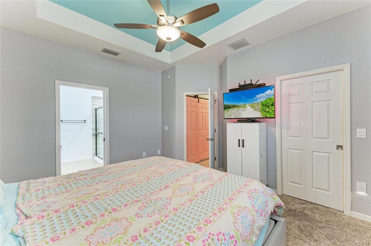 6422 2nd Street E, Bradenton, FL 34203 Photo