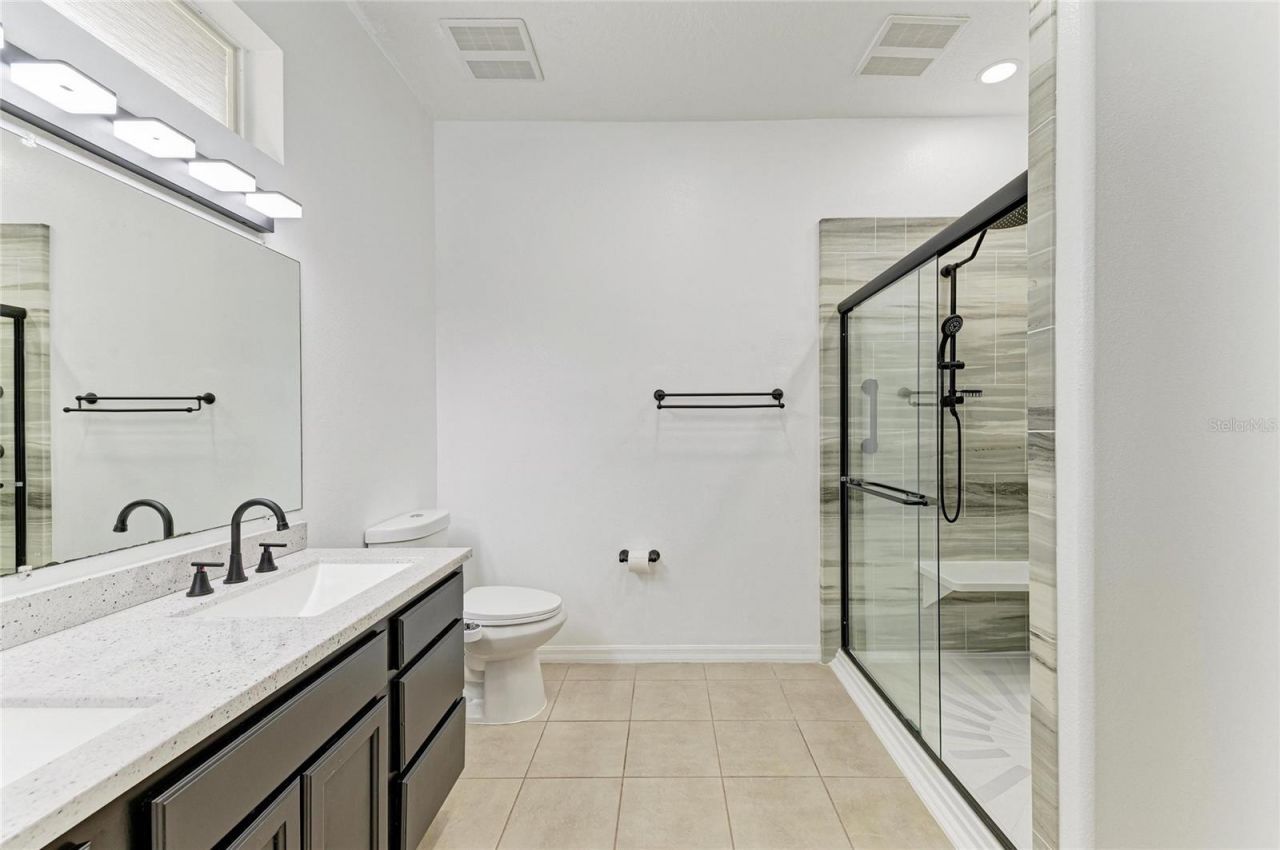 6422 2nd Street E, Bradenton, FL 34203 Photo