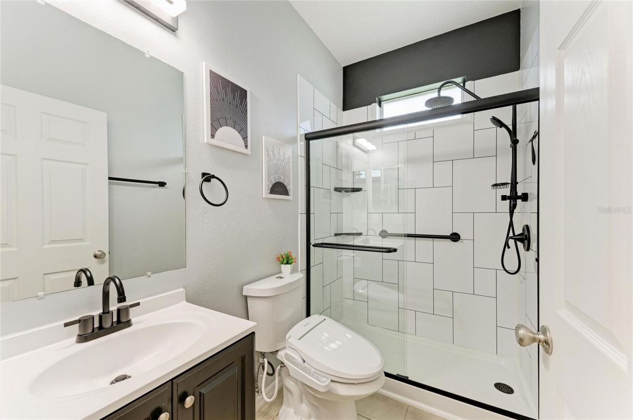 6422 2nd Street E, Bradenton, FL 34203 Photo