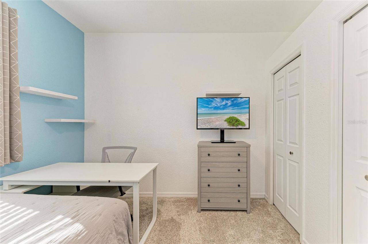 6422 2nd Street E, Bradenton, FL 34203 Photo