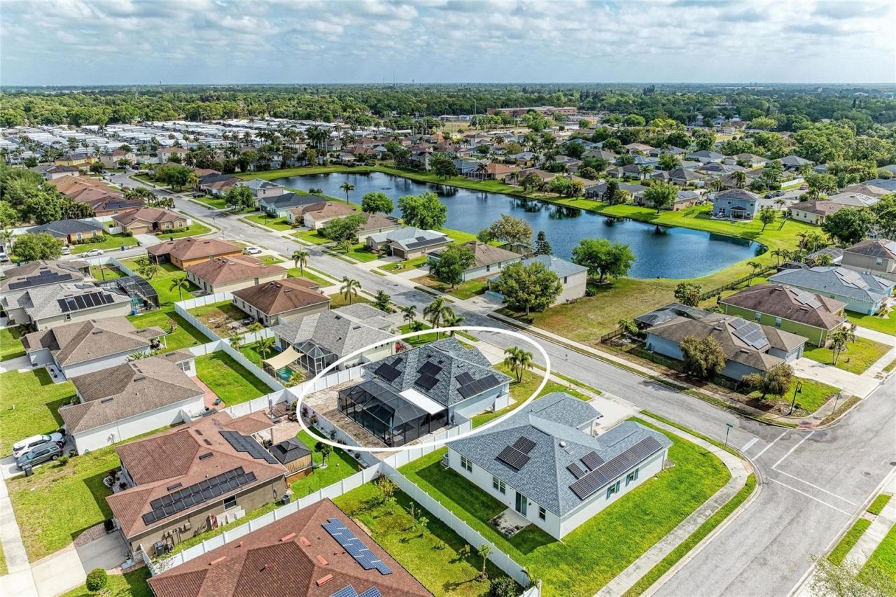 6422 2nd Street E, Bradenton, FL 34203 Photo