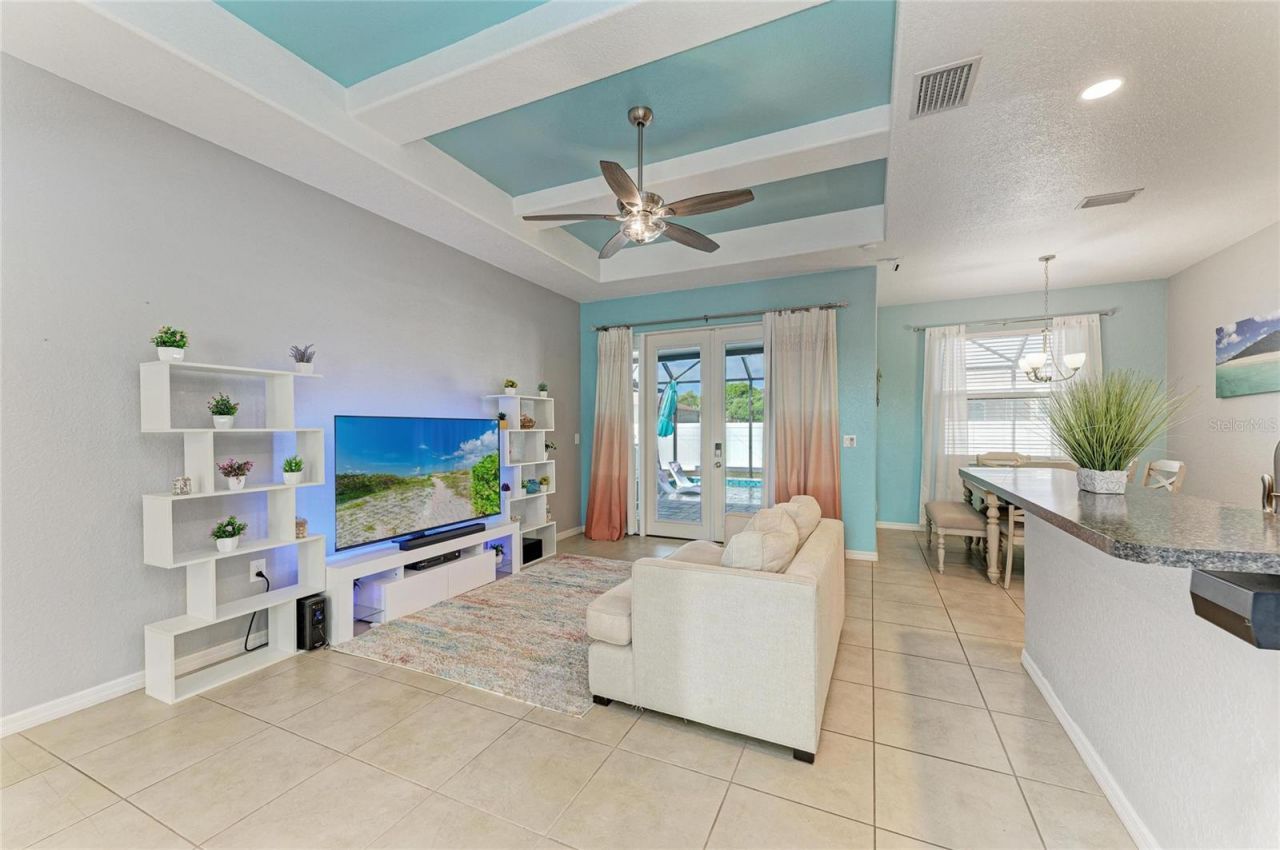 6422 2nd Street E, Bradenton, FL 34203 Photo