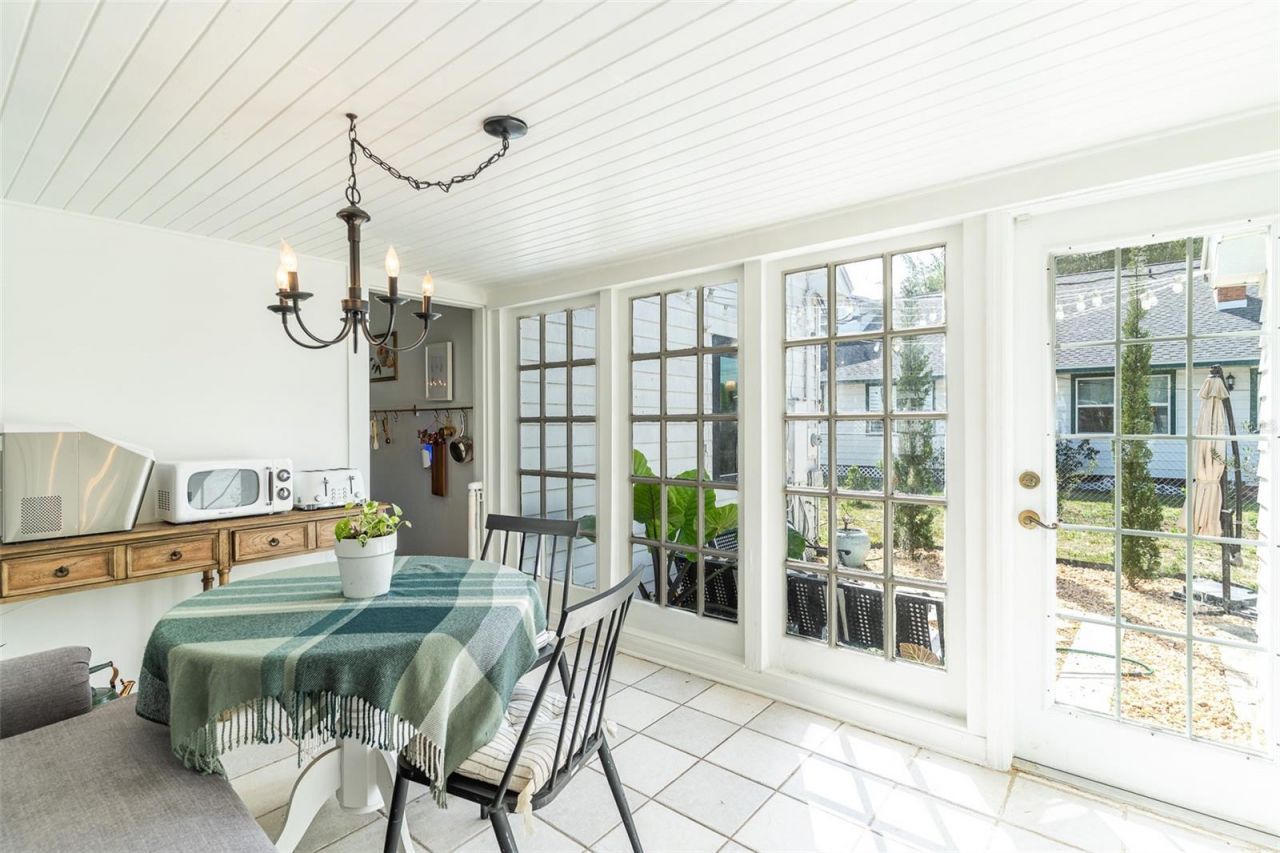 325 E Johnson Avenue , Lake Wales, FL 33853 Photo