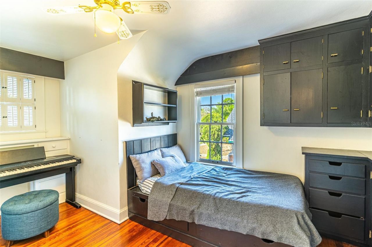 325 E Johnson Avenue , Lake Wales, FL 33853 Photo