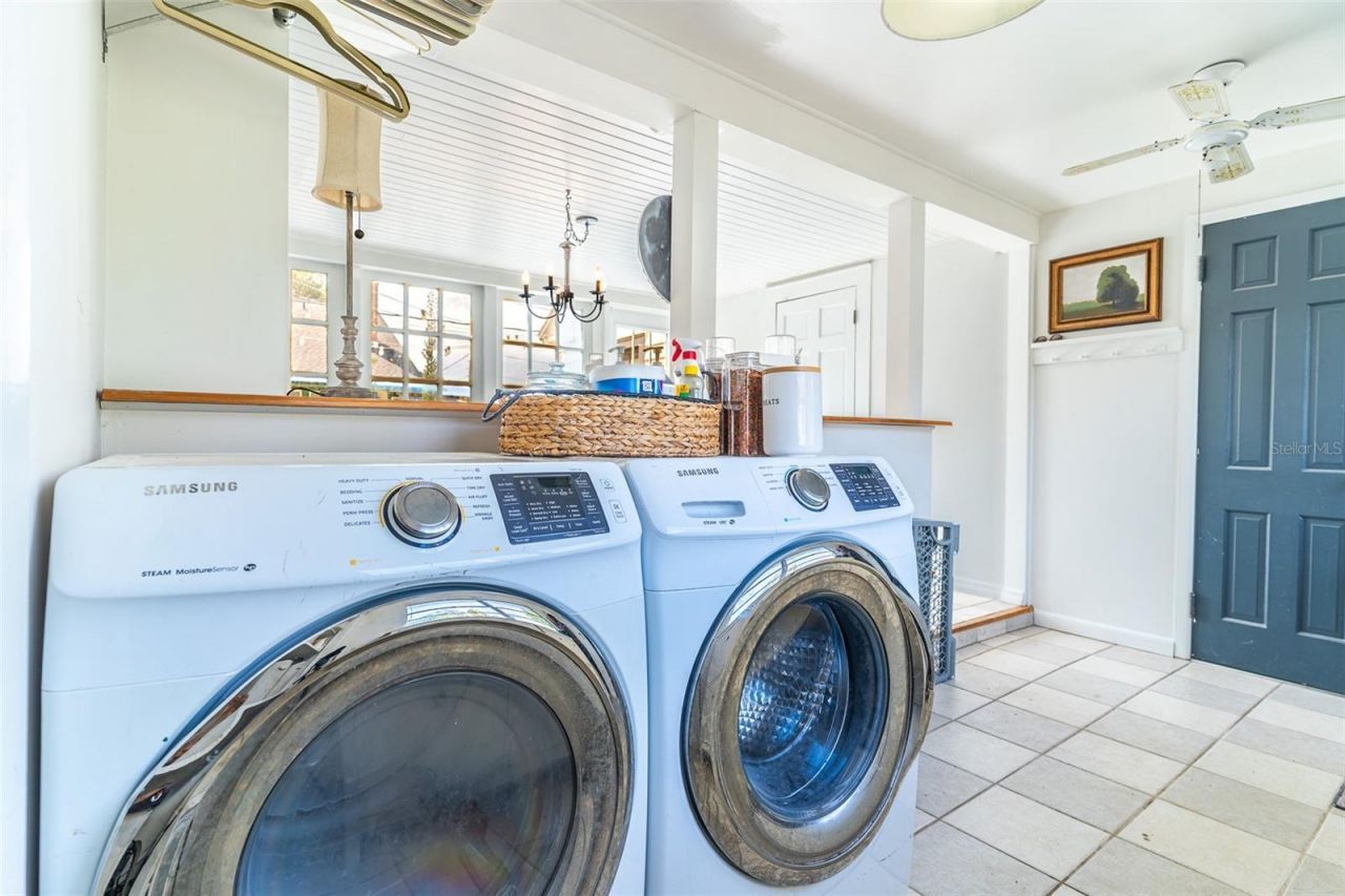 325 E Johnson Avenue , Lake Wales, FL 33853 Photo