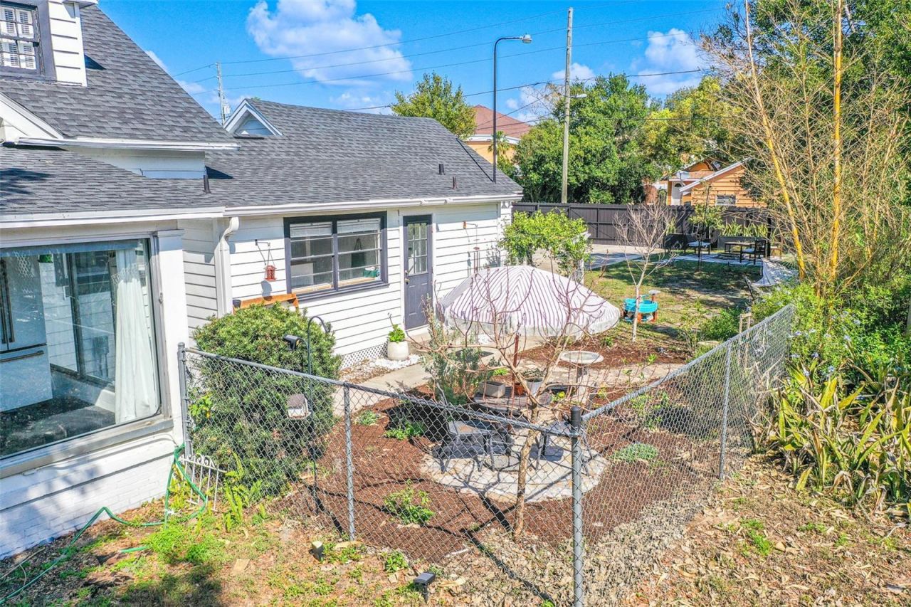 325 E Johnson Avenue , Lake Wales, FL 33853 Photo