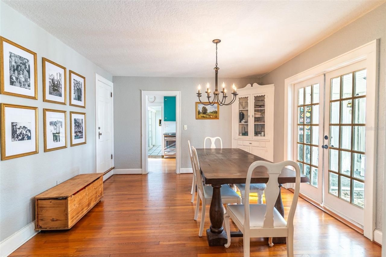 325 E Johnson Avenue , Lake Wales, FL 33853 Photo