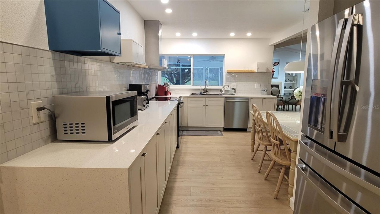 3631 Avenida Madera, Bradenton, FL 34210 Photo