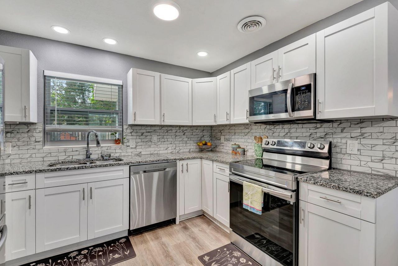 2510 51st Avenue Terrace W, Bradenton, FL 34207 Photo