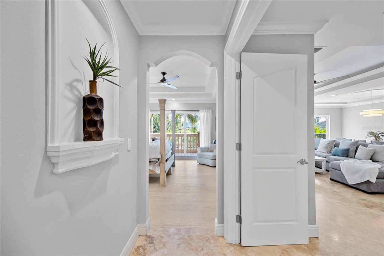 604 Gulf Boulevard, Unit 207, Indian Rocks Beach, FL 33785 Photo