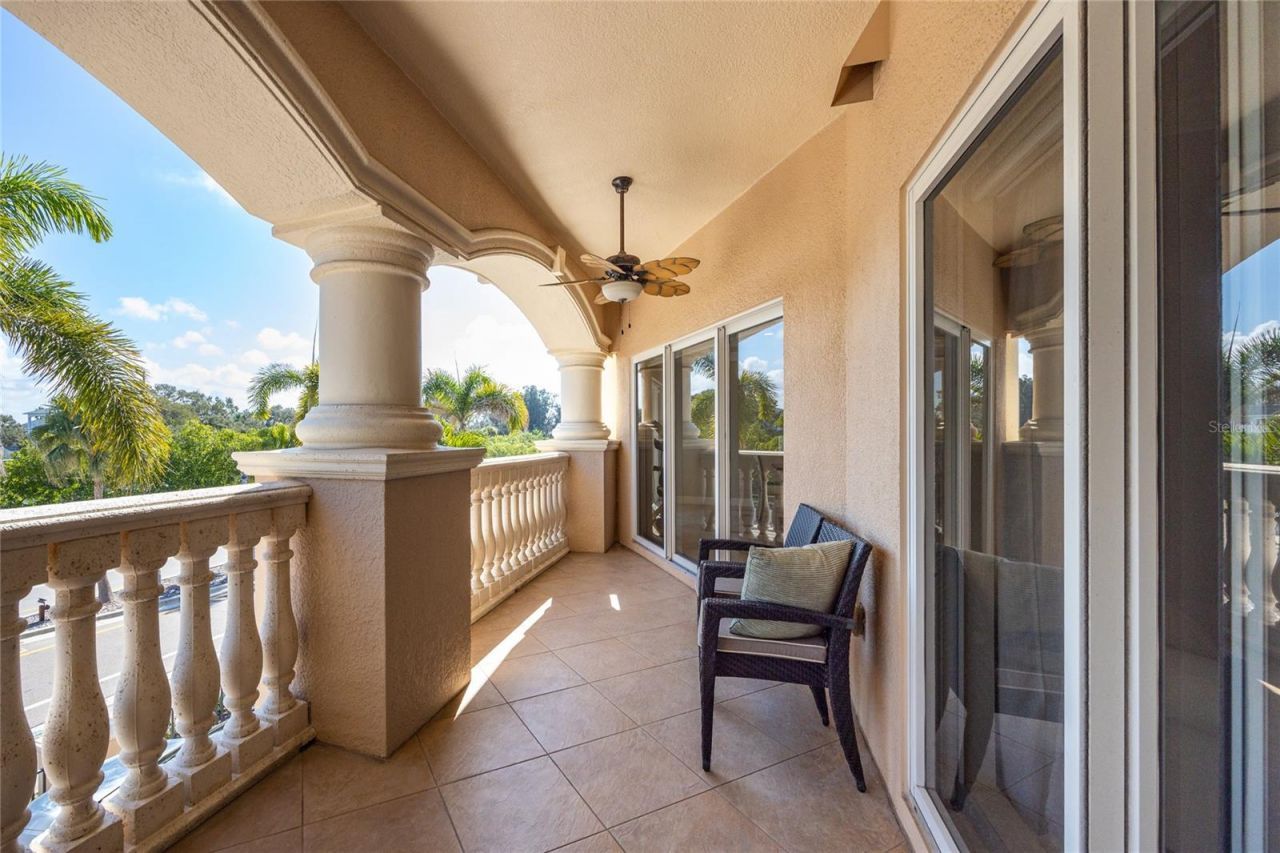 604 Gulf Boulevard, Unit 207, Indian Rocks Beach, FL 33785 Photo