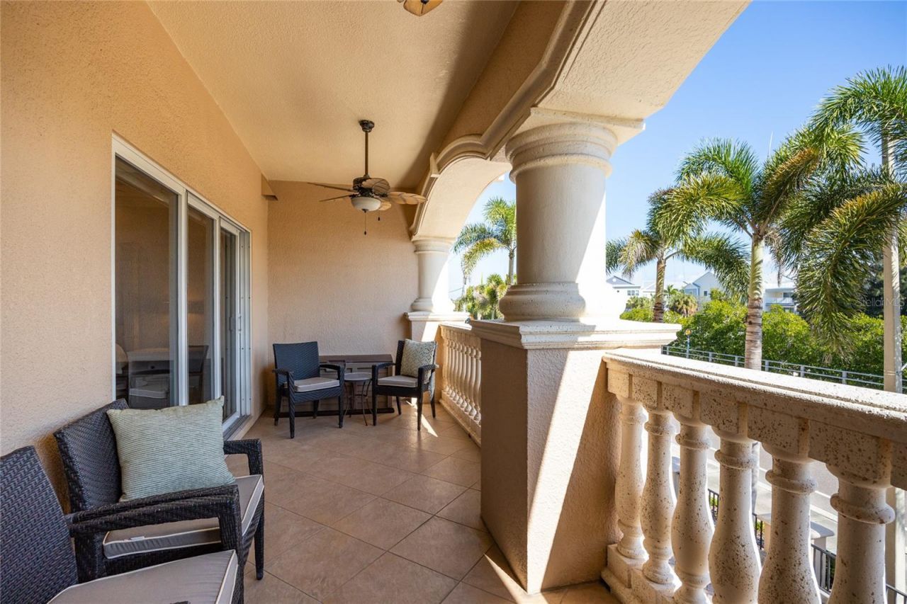 604 Gulf Boulevard, Unit 207, Indian Rocks Beach, FL 33785 Photo