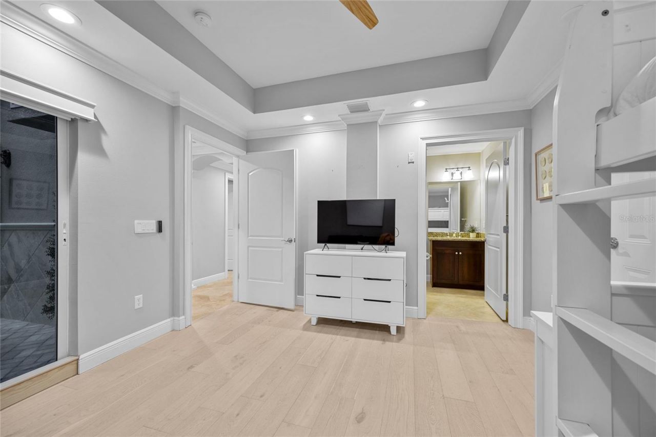604 Gulf Boulevard, Unit 207, Indian Rocks Beach, FL 33785 Photo