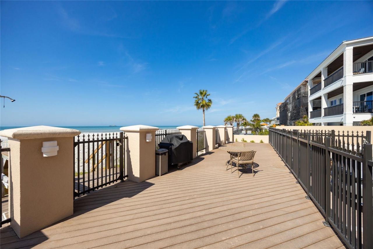 604 Gulf Boulevard, Unit 207, Indian Rocks Beach, FL 33785 Photo