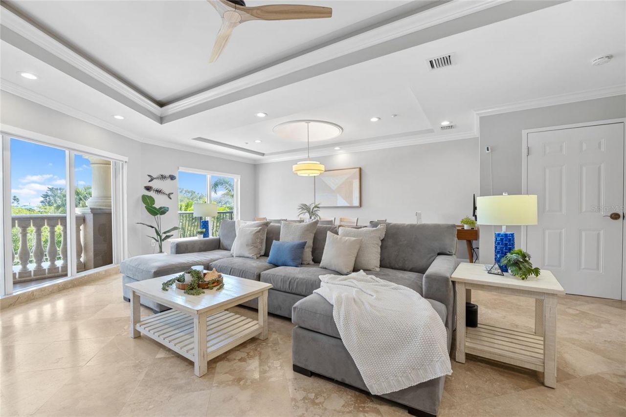 604 Gulf Boulevard, Unit 207, Indian Rocks Beach, FL 33785 Photo