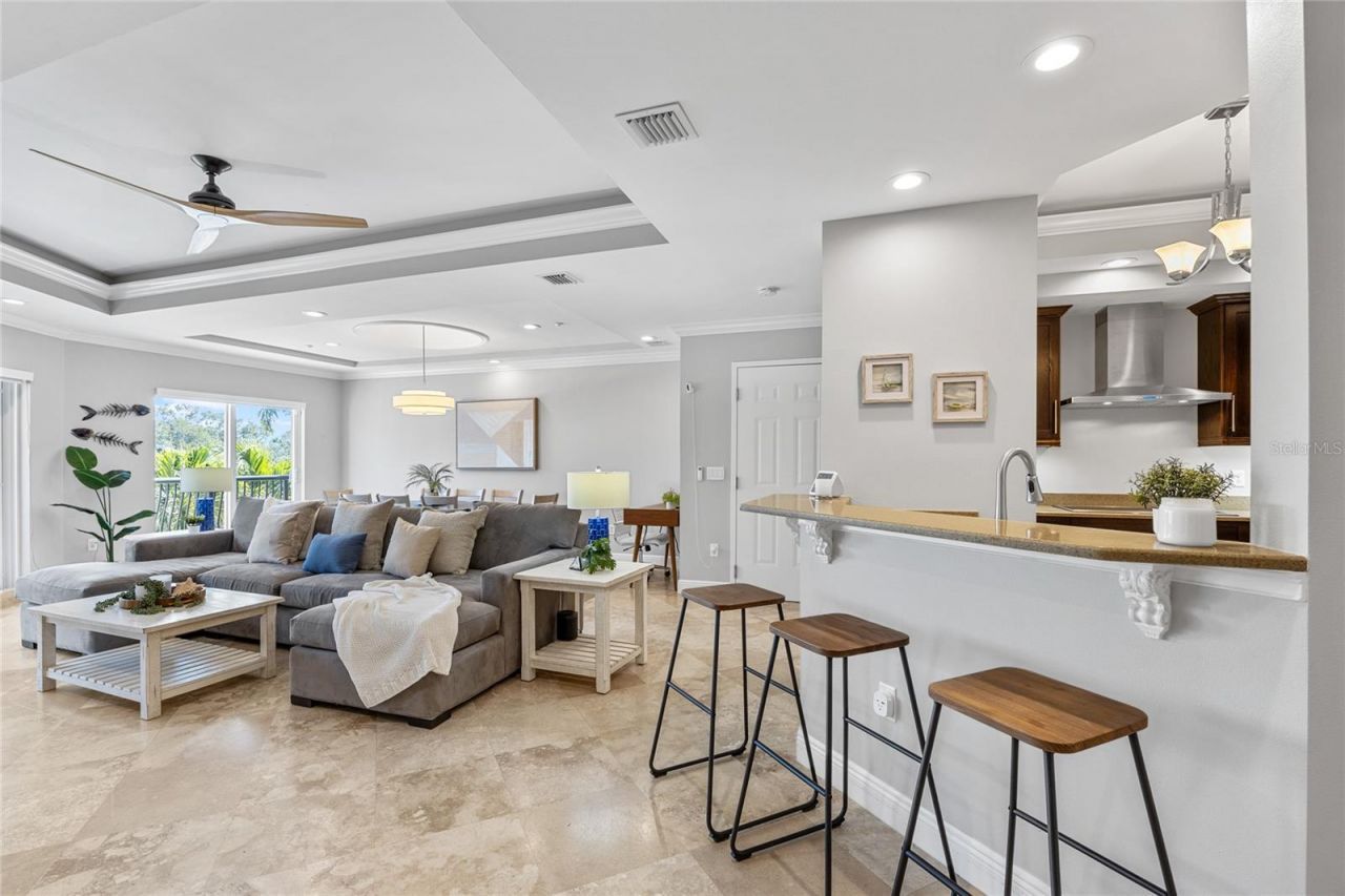 604 Gulf Boulevard, Unit 207, Indian Rocks Beach, FL 33785 Photo