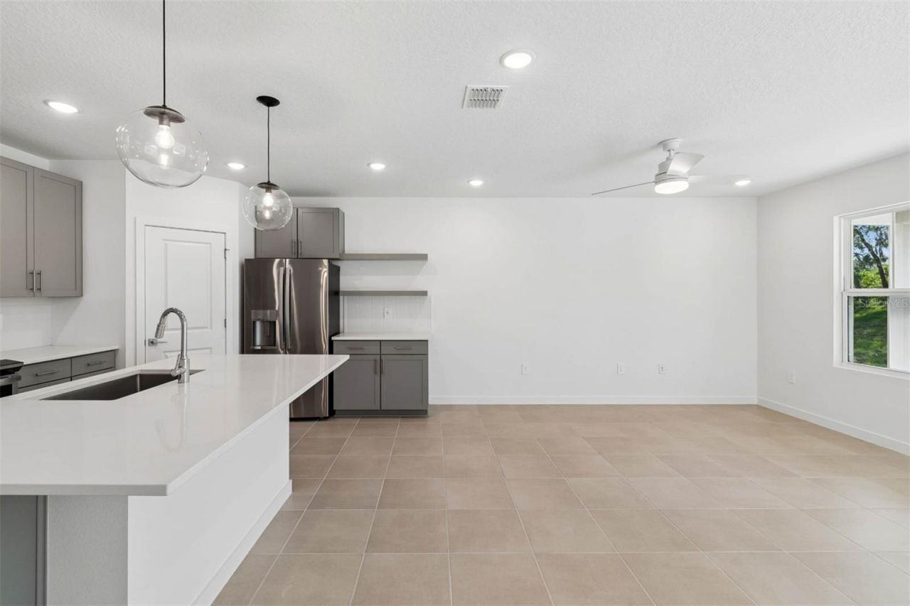 3126 Rein Avenue, Unit 32, Davenport, FL 33837 Photo