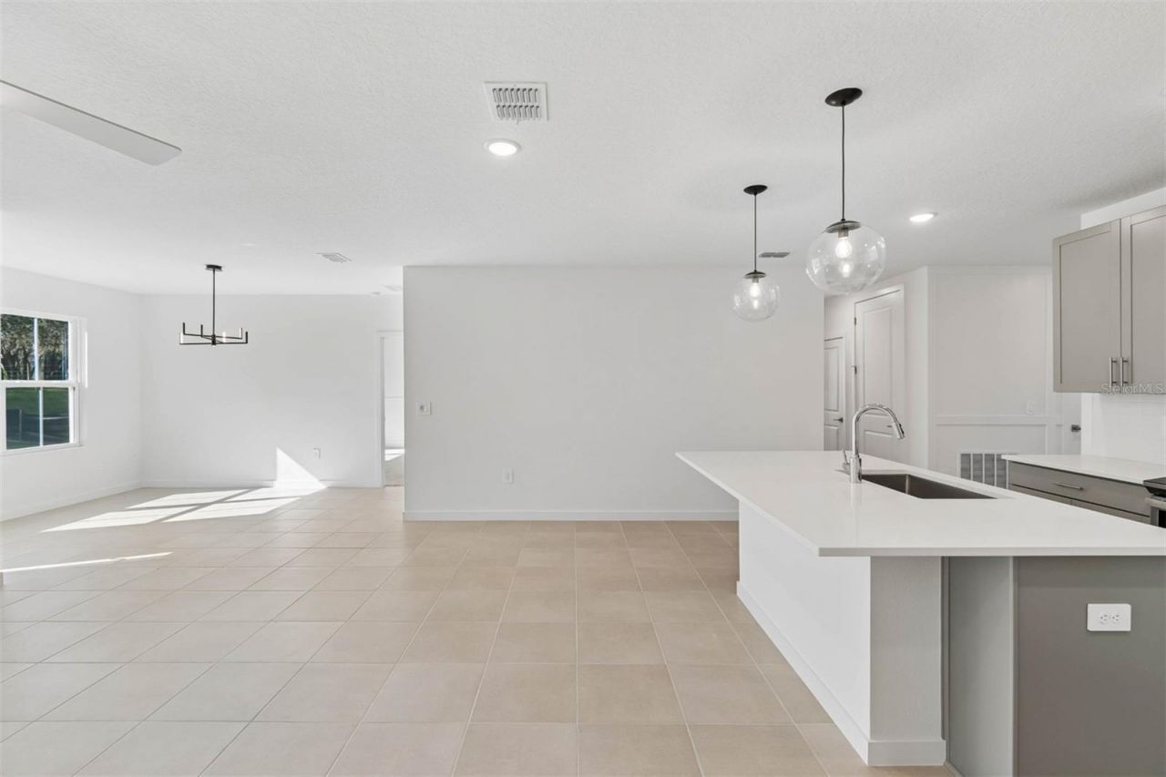 3126 Rein Avenue, Unit 32, Davenport, FL 33837 Photo