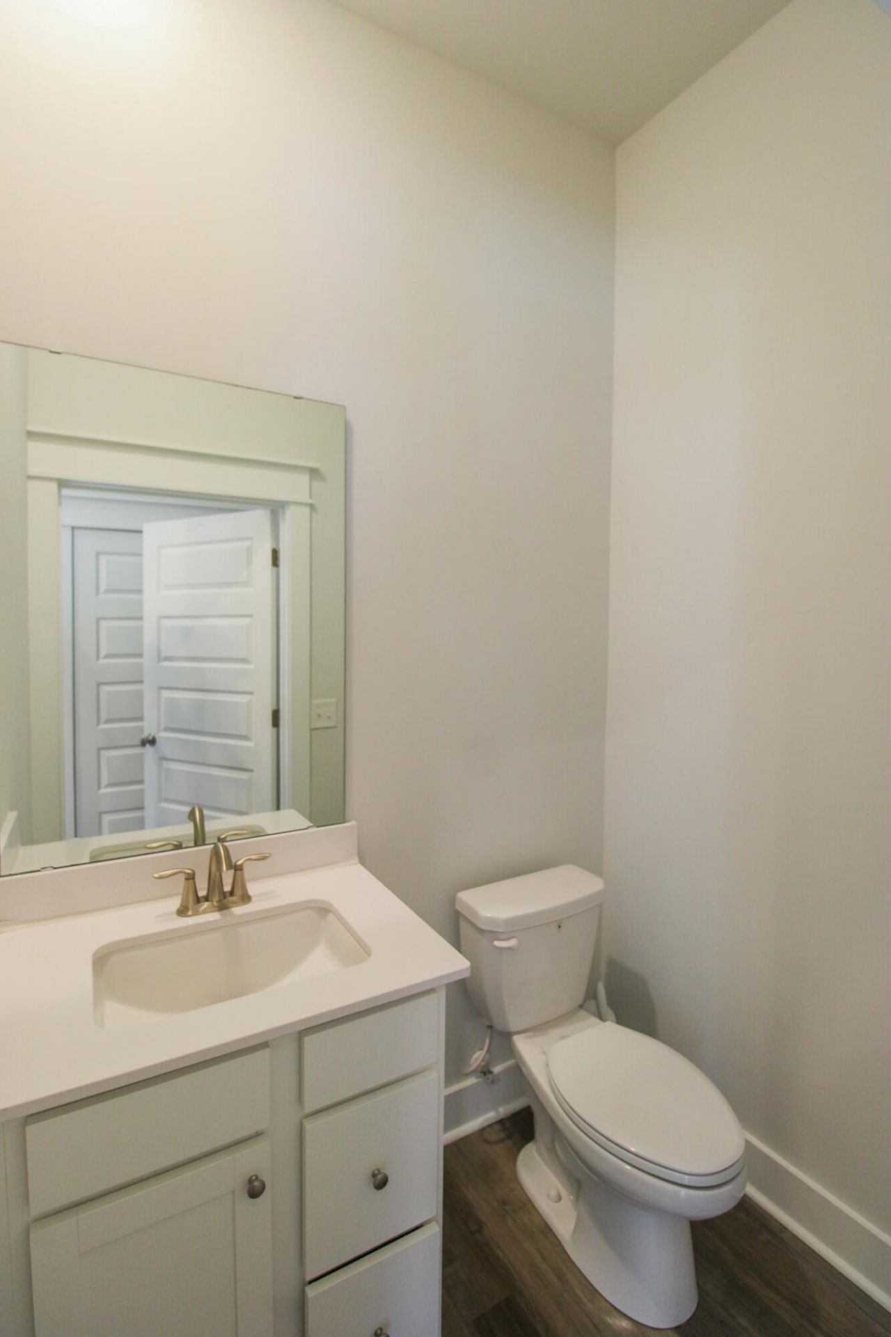 1624 Florentia Street Photo 11