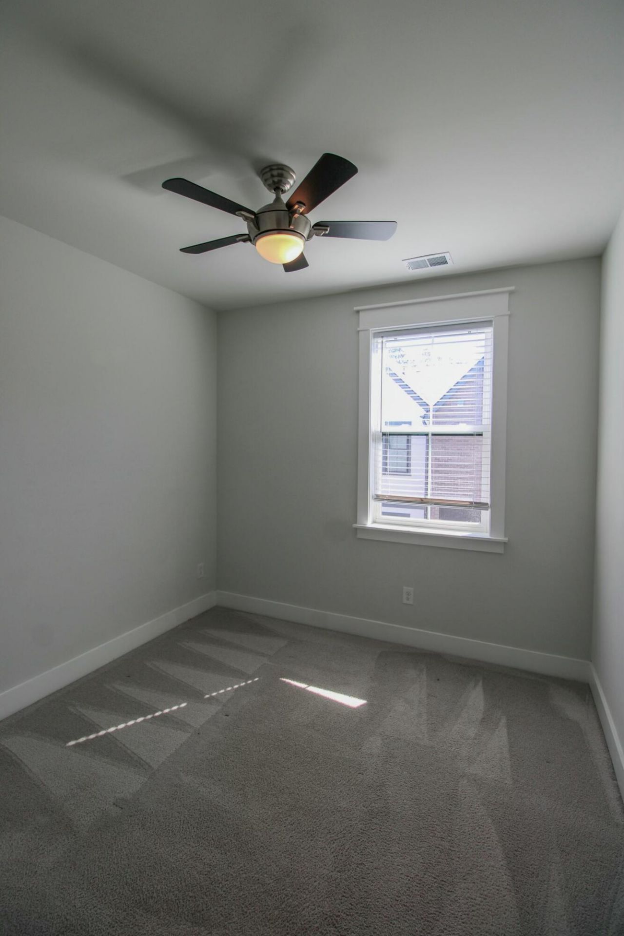 1624 Florentia Street Photo 21