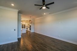 1624 Florentia Street photo 4